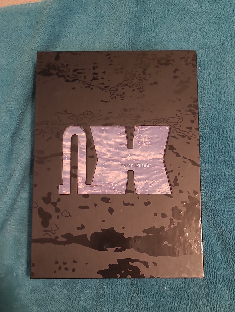 OmegaX 1st Mini Album Black Version